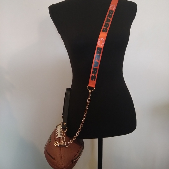 HANDMADE Football Purse (GO BEARS) π - Picture 8 of 17